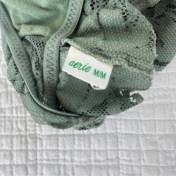 Aerie Lace Bralette Set in Coral and Moss Green Size Medium - Picture 4 of 7